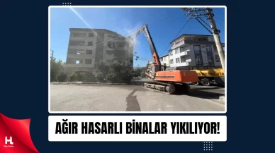 99 Depremi Sonrası Ağır Hasar Alan Binalar Yıkılıyor