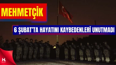 Mehmetçik’ten, Hayatını Kaybedenler İçin Saygı Duruşu