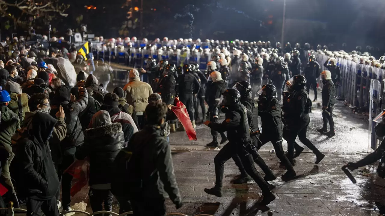 İmamoğlu'na destek vermişlerdi l 14 öğrenci tahliye edildi