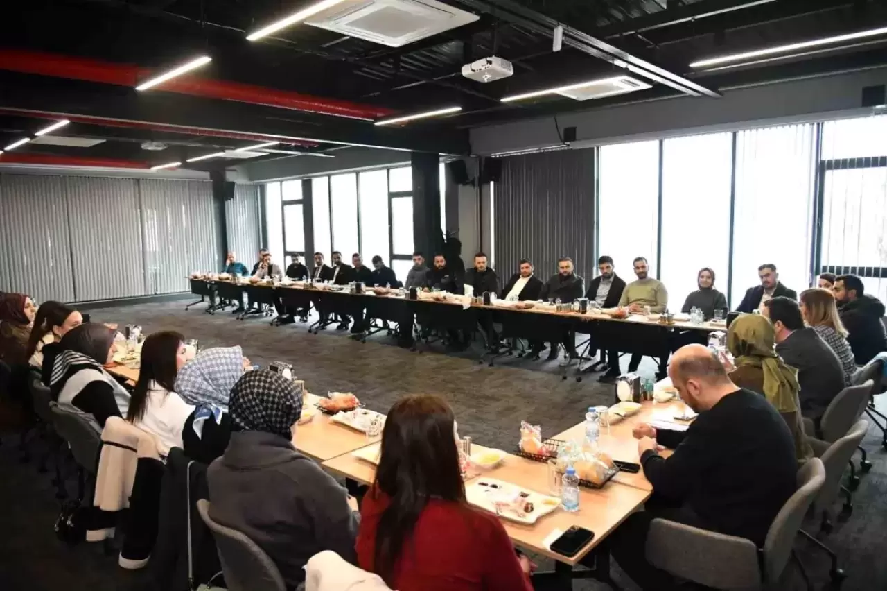 Başiskele\'nin Gönül Bağı Projesi Türkiye\'ye Örnek Oluyor