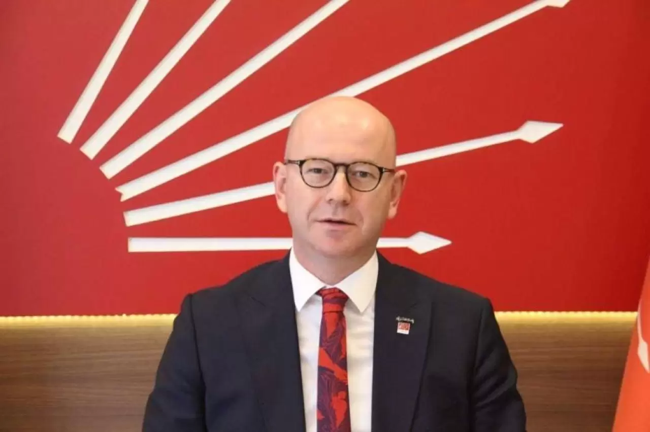 CHP BALIKESİR MİLLETVEKİLİ SERKAN SARI'DAN DÜNYA ÇEVRE GÜNÜ MESAJI: -  DOĞAYI KAYBEDERSEK, İNSANLIĞI KAYBEDERİZ - ÇEVRE RANTA VE HIRSA KURBAN  EDİLEMEZ