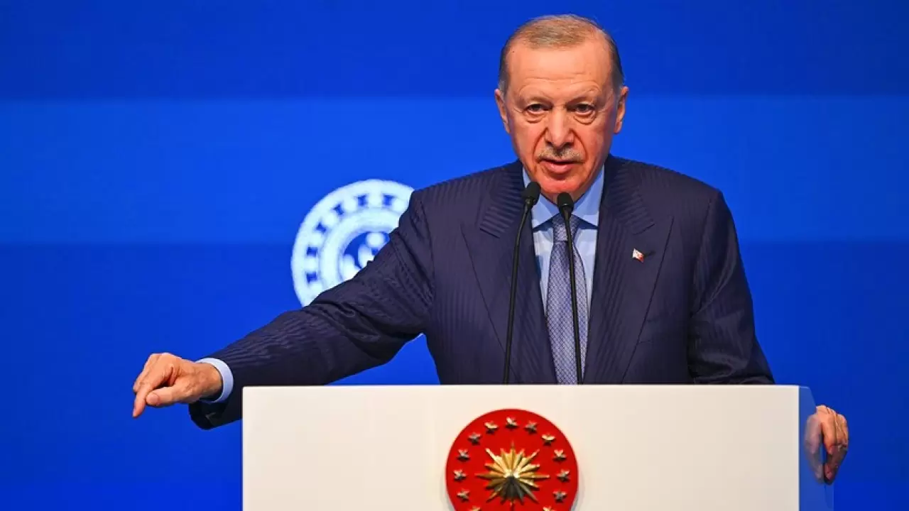 Cumhurbaşkanı Erdoğan ‘Görevlendirdim’ Demişti: Yeni Anayasa Komisyonu Kuruldu, İşte Heyetteki 10 İsim…