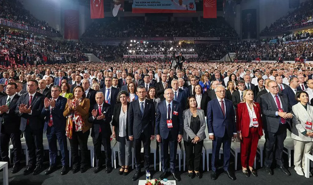 CHP kurultayı: Divan Başkanlığı için önerilen isim belli oldu - Son Dakika  Siyaset Haberleri | Cumhuriyet