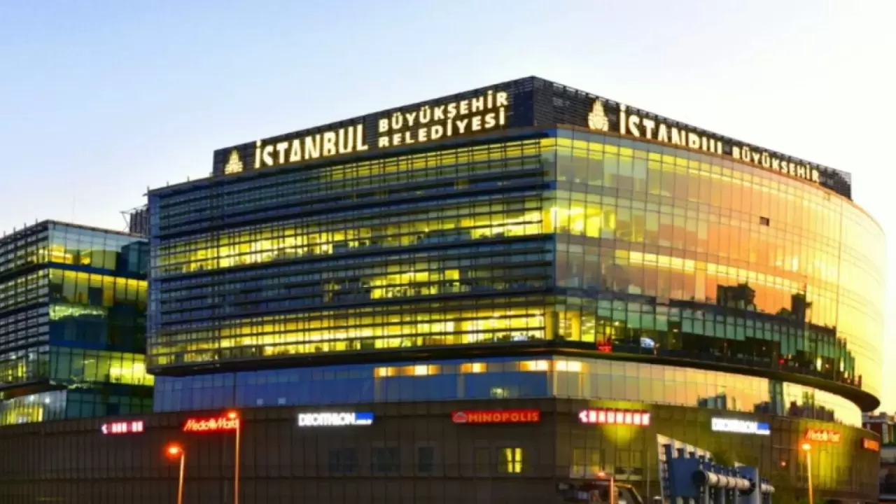 İBB'ye yeni operasyon: İSKİ Genel Müdürü dahil 47 kişi gözaltına alındı |  Euronews