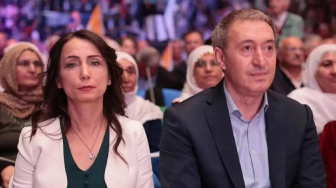 DEM Parti siyasi parti turuna başlıyor