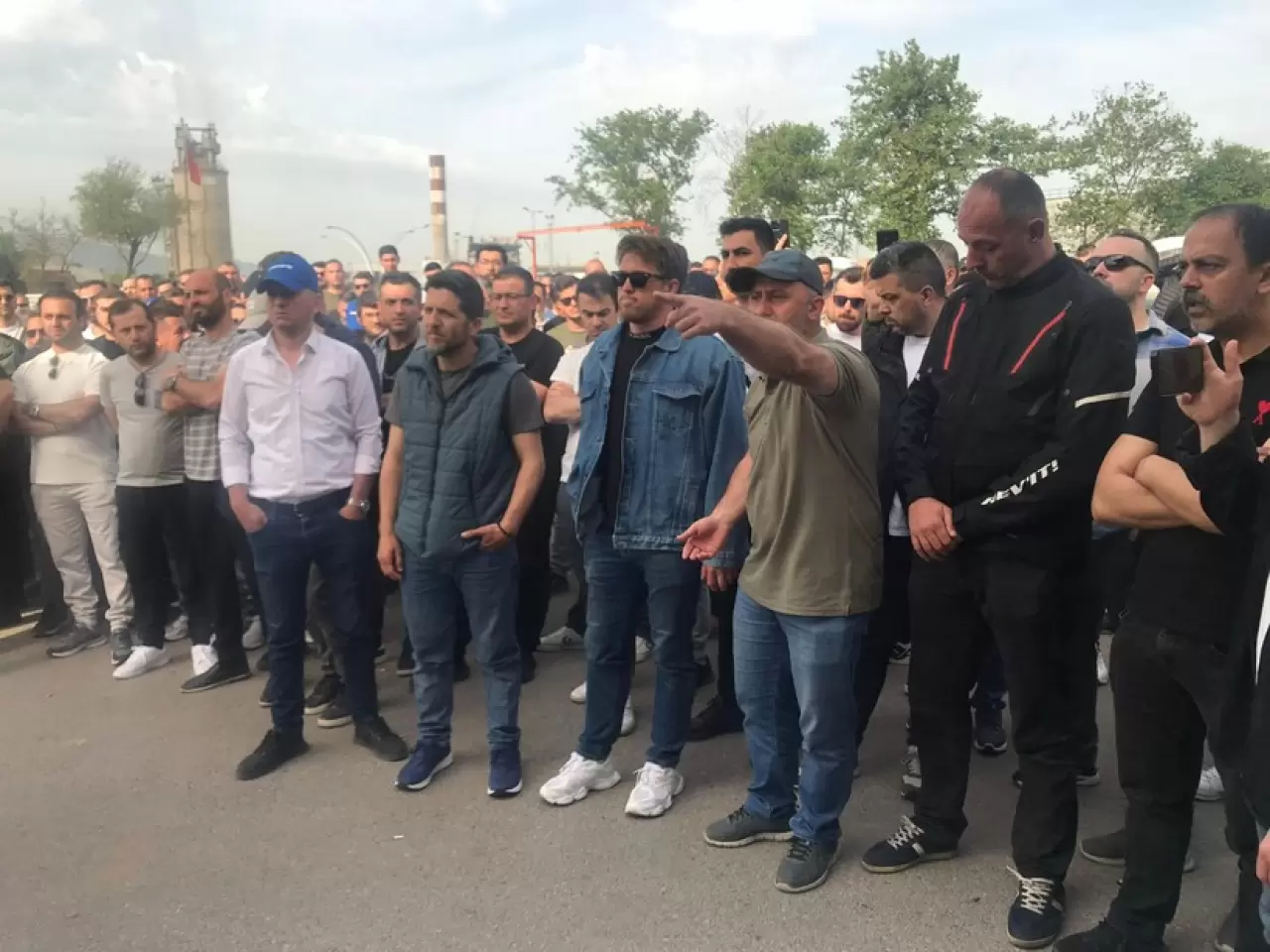 TÜPRAŞ İzmit’te zam gerginliği! ‘Sendika istifa!’