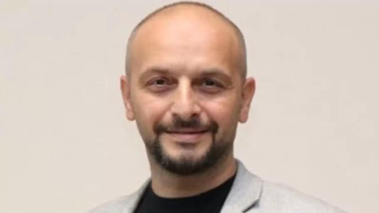 Turan Durmuşoğlu'na AK Parti'de görev - Son Dakika Siyaset Haberleri -  Kocaeli