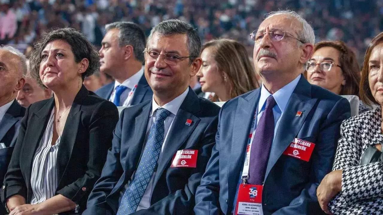CHP'nin Kurultay davasında yeni gelişme - İzmir'in En İyi Haber Sitesi