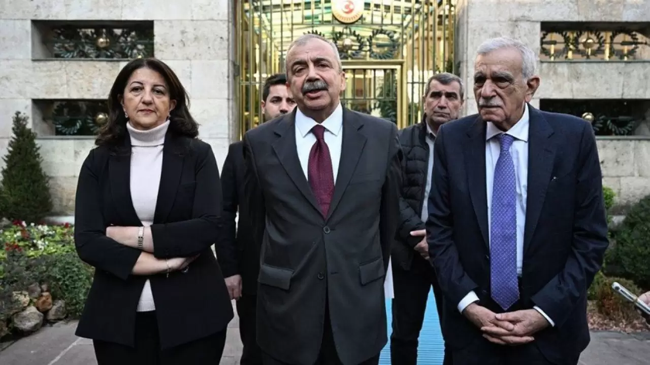 İmralı Heyetinde Sırrı Süreyya Önder'in Yerine Kim Gelecek?