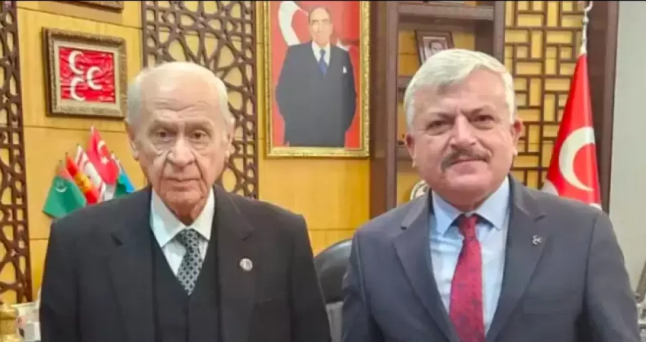 MHP Kocaeli'de Tuncay Batı yeni il başkanı oldu | Haberler > SİYASET
