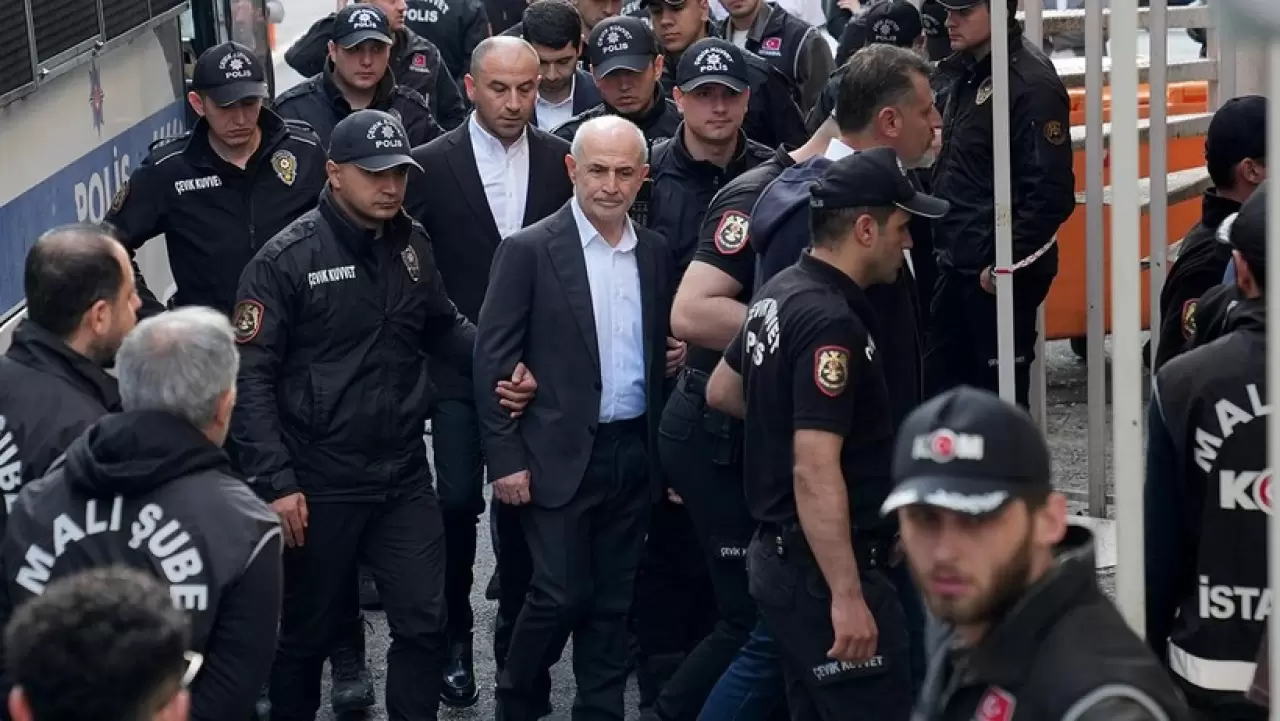 İBB Soruşturmasında Yeni Gelişme! CHP'li Başkanlar Adliyeye Sevk Edildi - Resim : 2