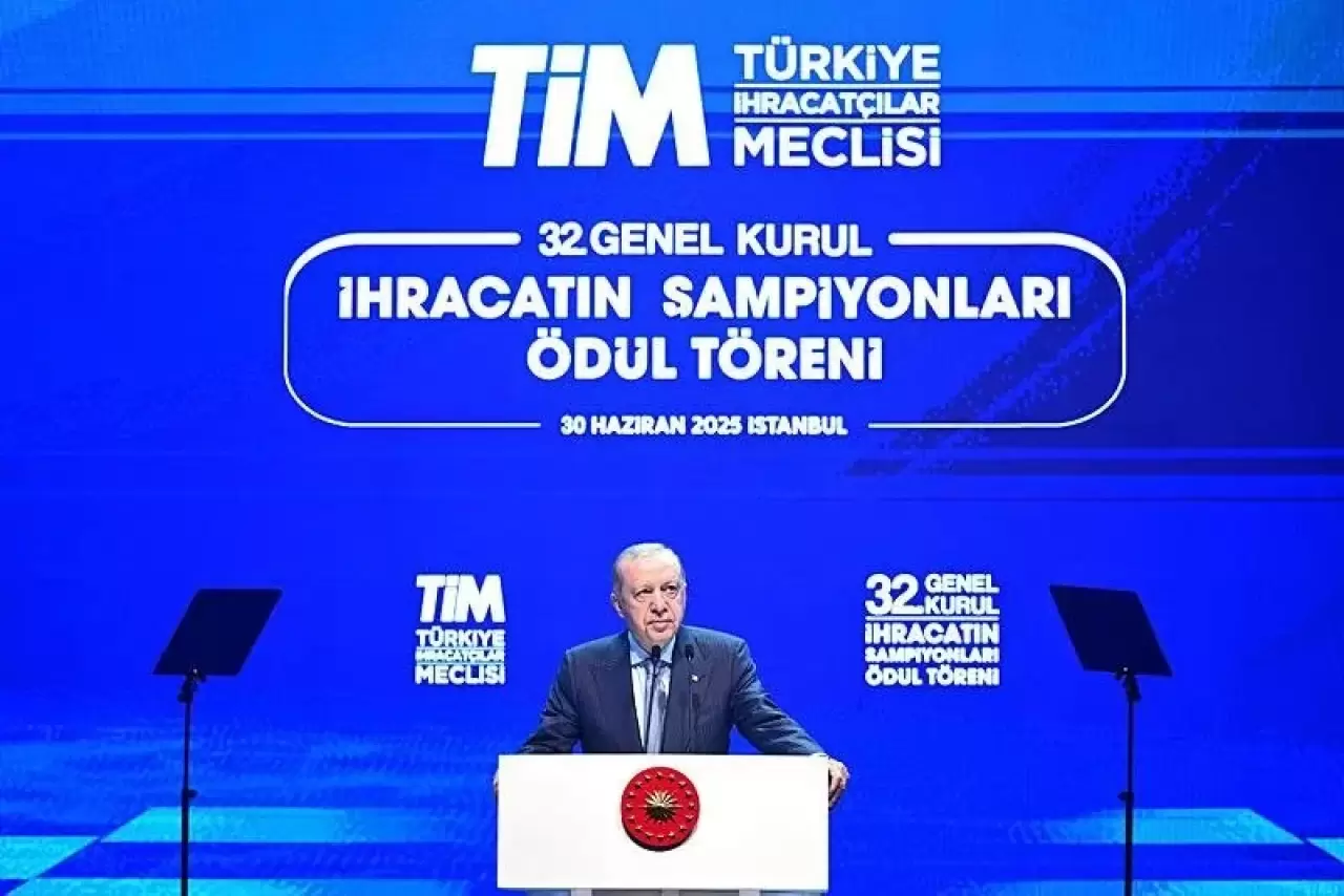 Başkan Erdoğan İhracatın Şampiyonları Ödül Töreni'nde açıkladı: Dünyada İHA  lideri Türkiye