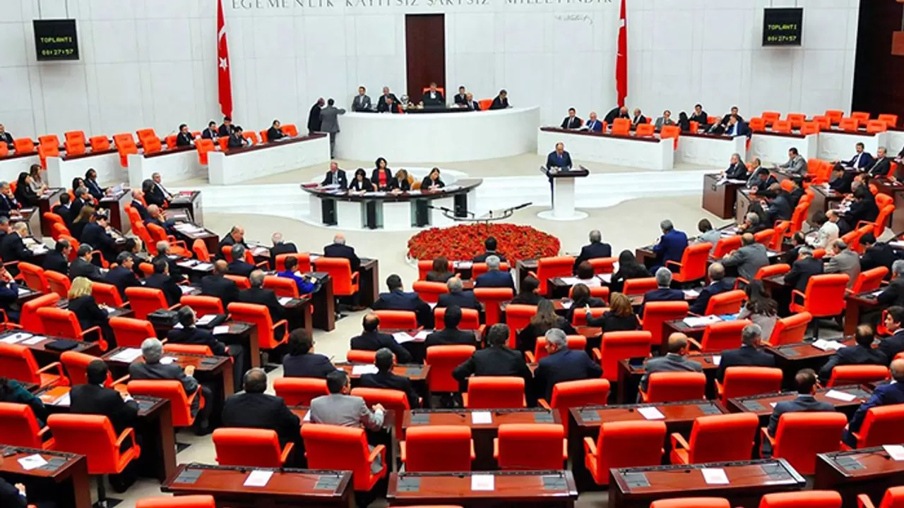 Meclis'te PKK'nın Fesih Kararının Ardından Yeni Dönem: Komisyon Toplantısı  Yarın - Van Haber | Van Bölge Gazetesi | Van Haberleri