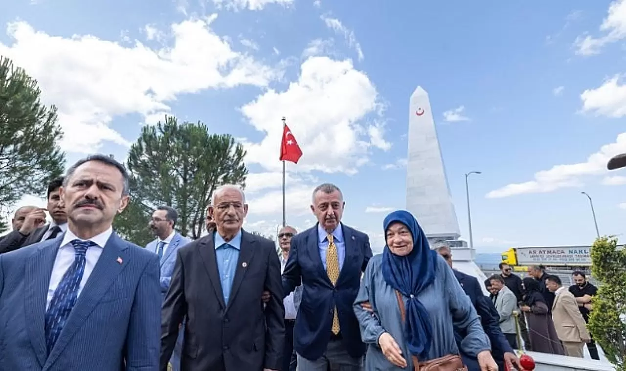 Diliskelesi Şehitlik Anıtı açıldı - GÜNDEM - Gebze Yenigün