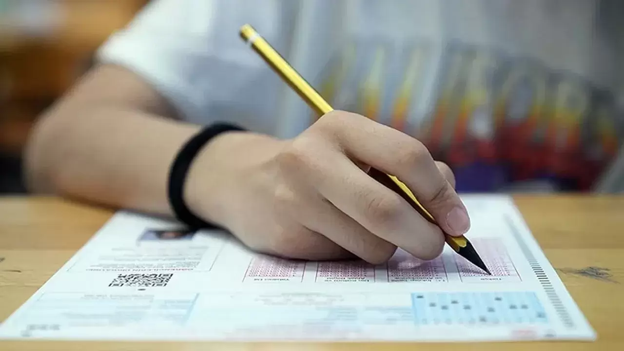 LGS Tercih Süreci Başlıyor: Uzmanlardan Aile ve Öğrencilere Kritik Uyarılar  - Bengü Türk