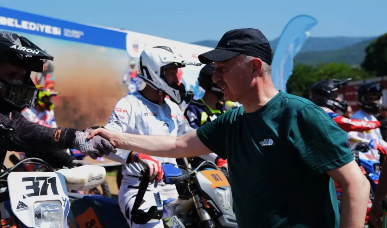 Büyükakın, motosikleti ile bu kez Enduro Şampiyonası'na katıldı - İlke  Kocaeli Gazetesi Son Dakika Kocaeli Haberleri
