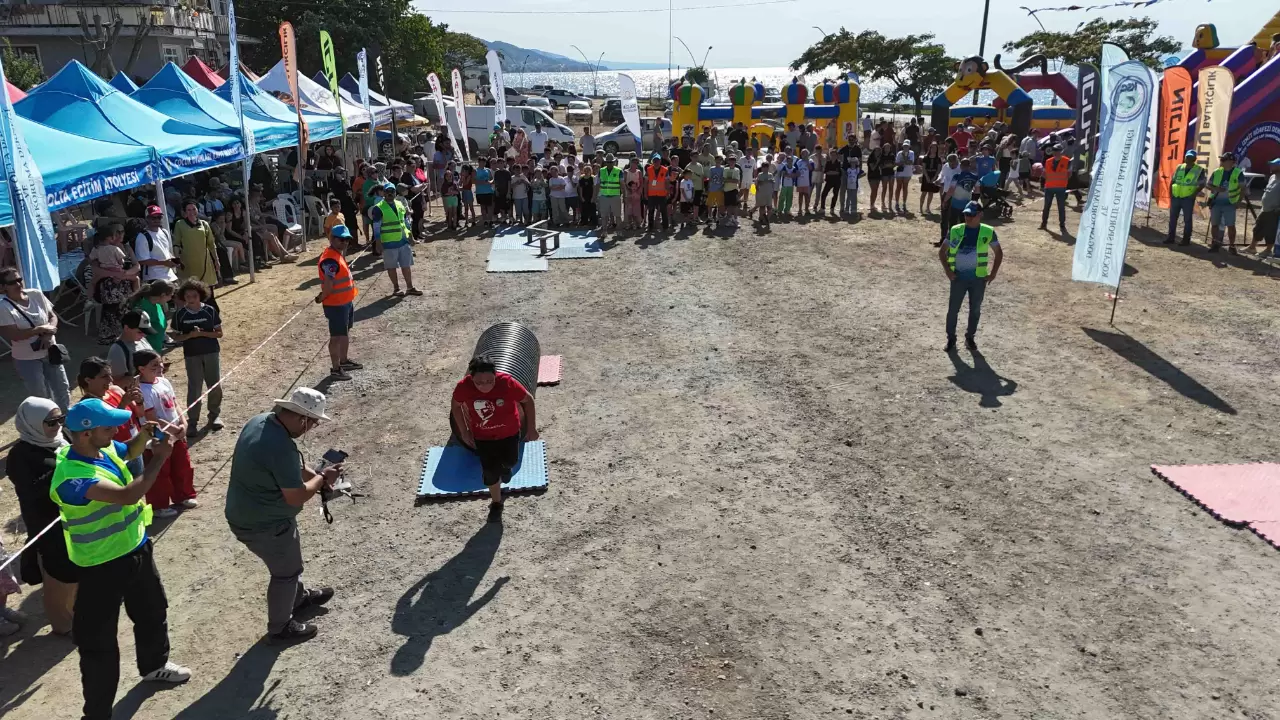 Sahilde şenlik, denizde yarış - Darıca Gazetesi