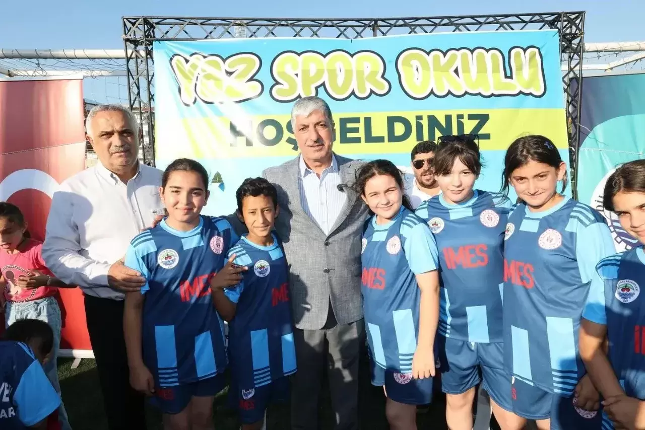 Yüzüncü Yıl Galerisi | ÇAMLICA KULESİ