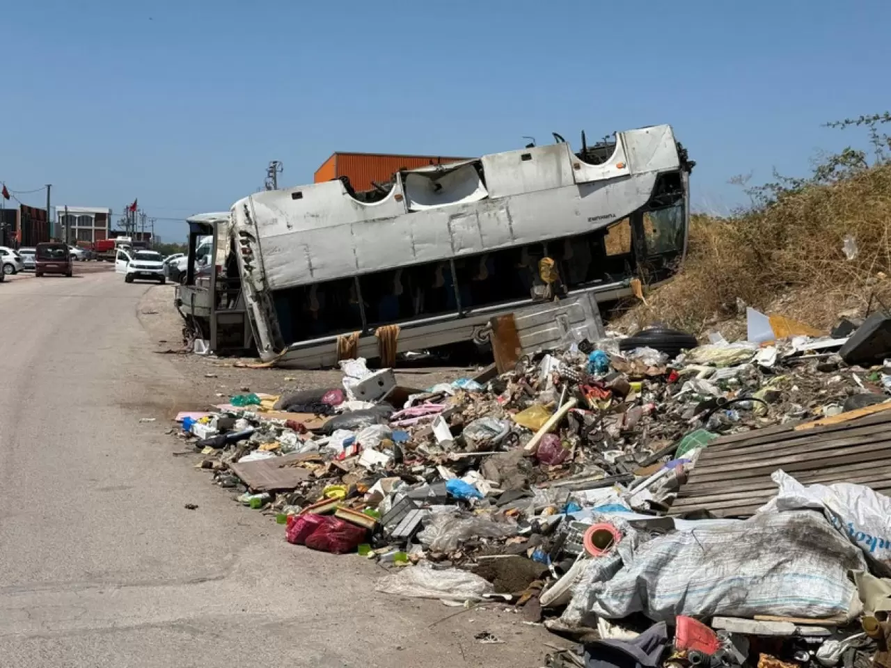 Gerçek bambaşka çıktı: O otobüs çöpe atılmamış!