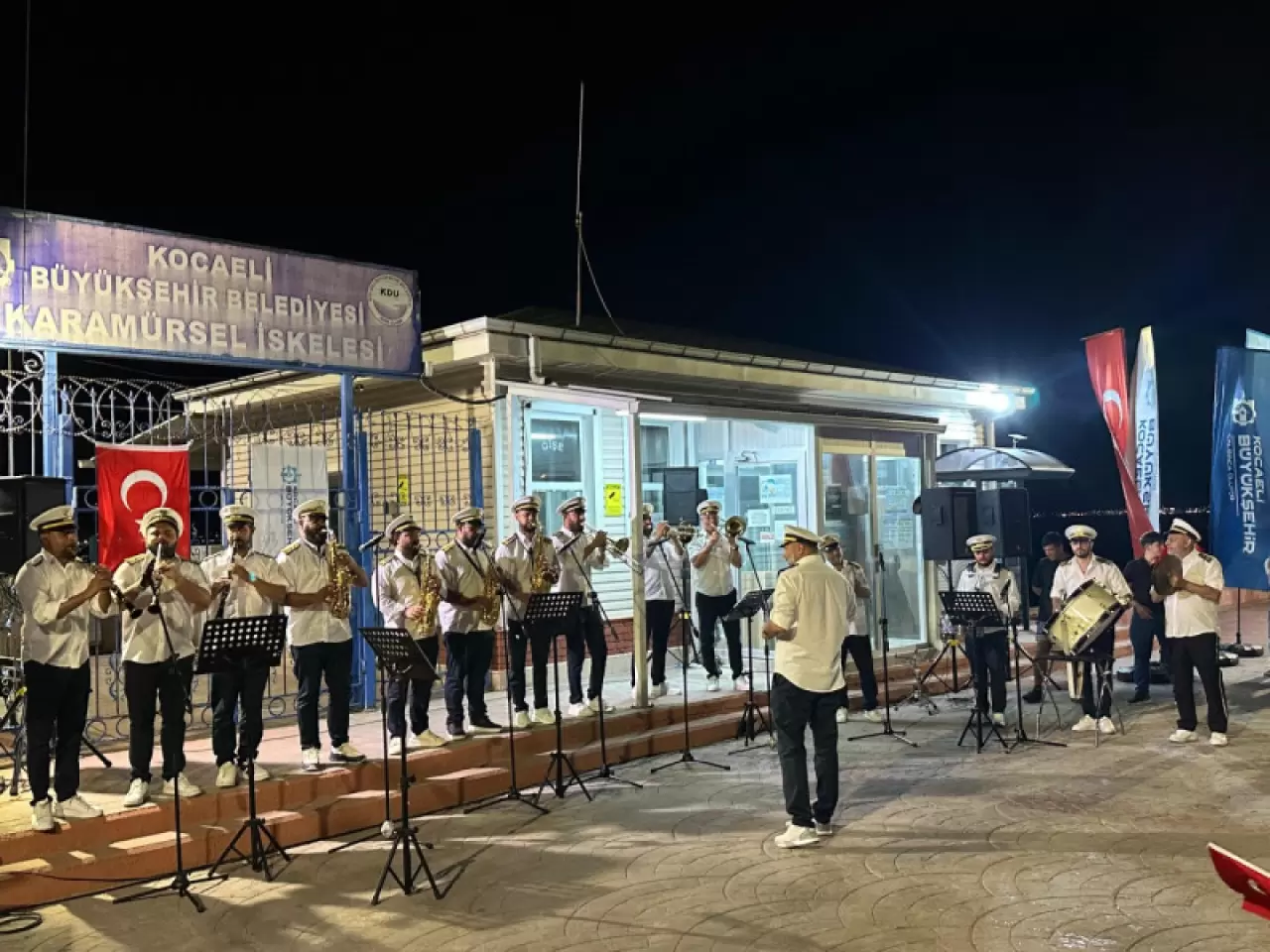 Karamürsel'de 30 Ağustos'a özel konser - Kocaeli Büyükşehir Belediyesi