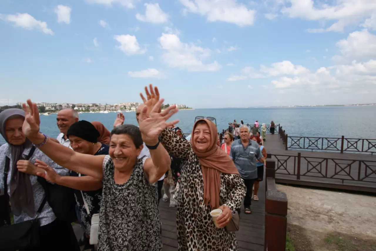Kocaeli’nin çınarlarından eğlenceli kareler